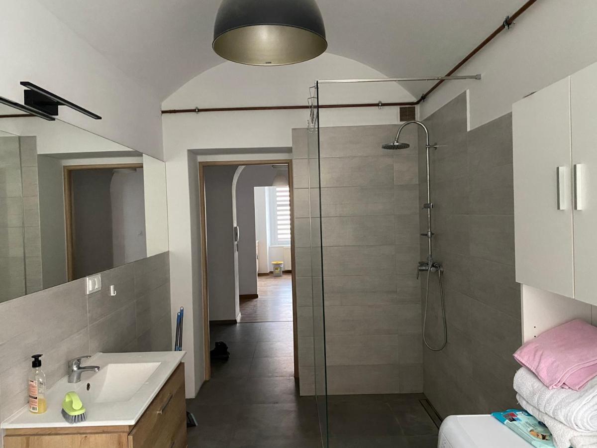 Apartament 3 Pokojowy Z Parkingiem Apartment Zabkowice Slaskie Luaran gambar